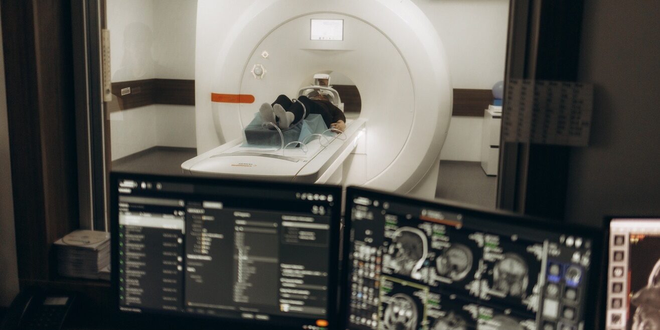 When Should Physicians Refer Patients for 3T MRI?